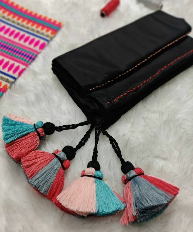 Twisted Tassel Scarf — photo 3
