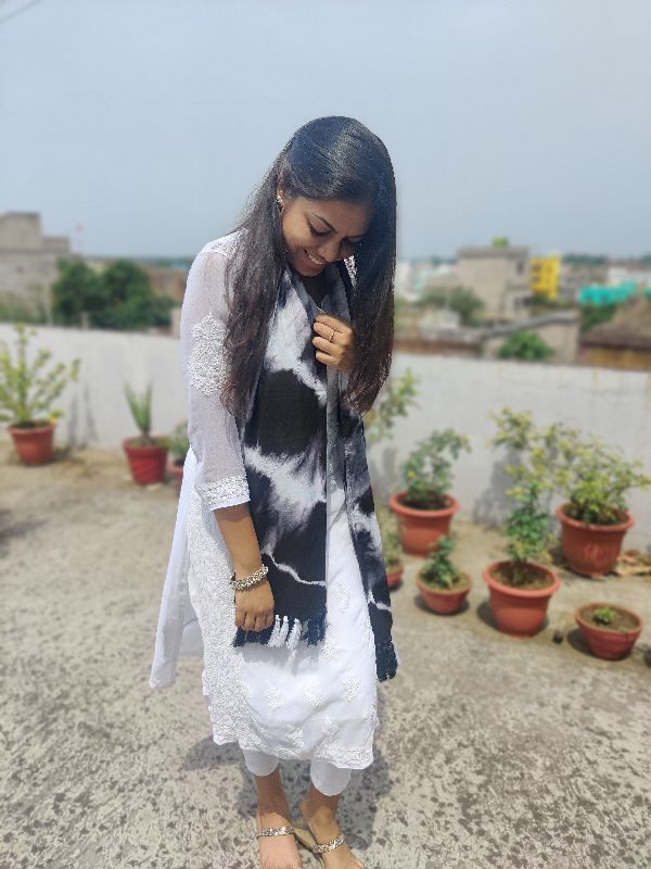 Black & White Loop Scarf