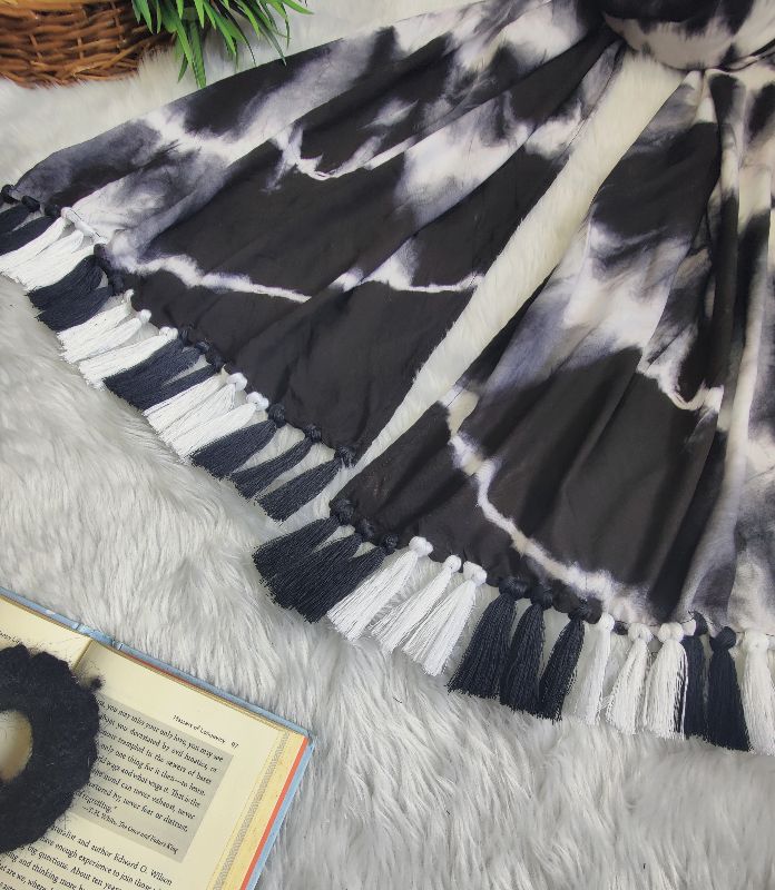 Black & White Loop Scarf — photo 5
