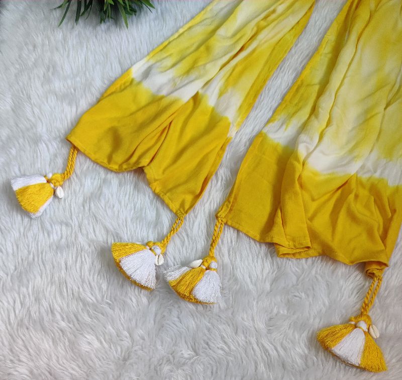 Twisted Yellow Scarf — photo 3
