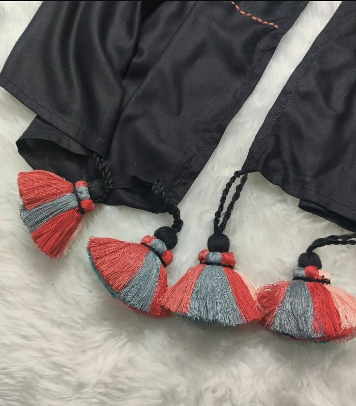 Twisted Tassel Scarf — photo 4